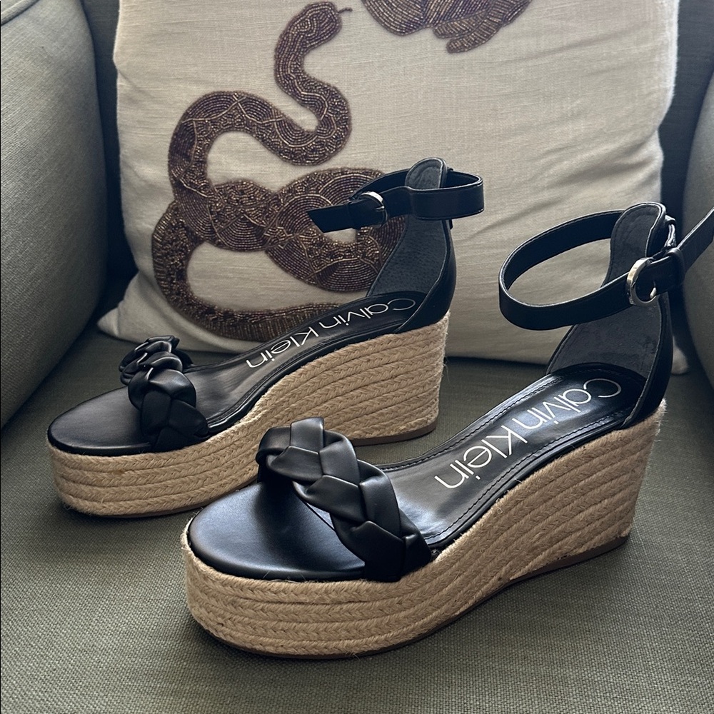 Calvin Klein Thea Black Braided Wedge Strap Sandals size 10